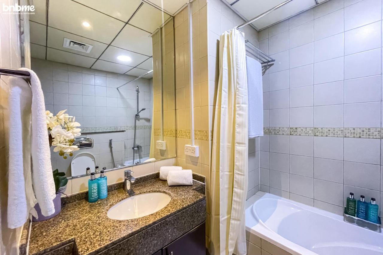 Appartamento Bnbme - Bay Central Dubai Esterno foto