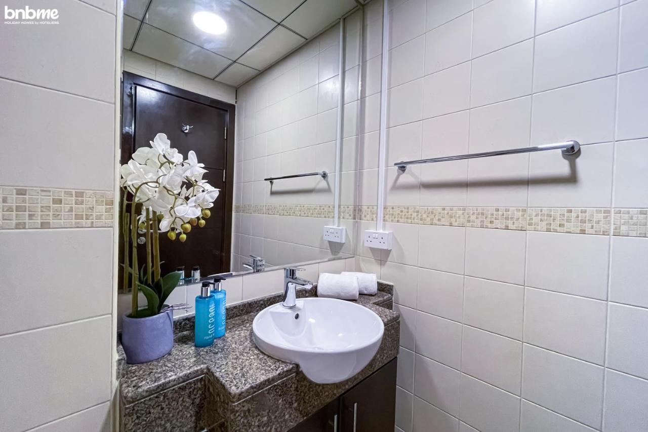 Appartamento Bnbme - Bay Central Dubai Esterno foto